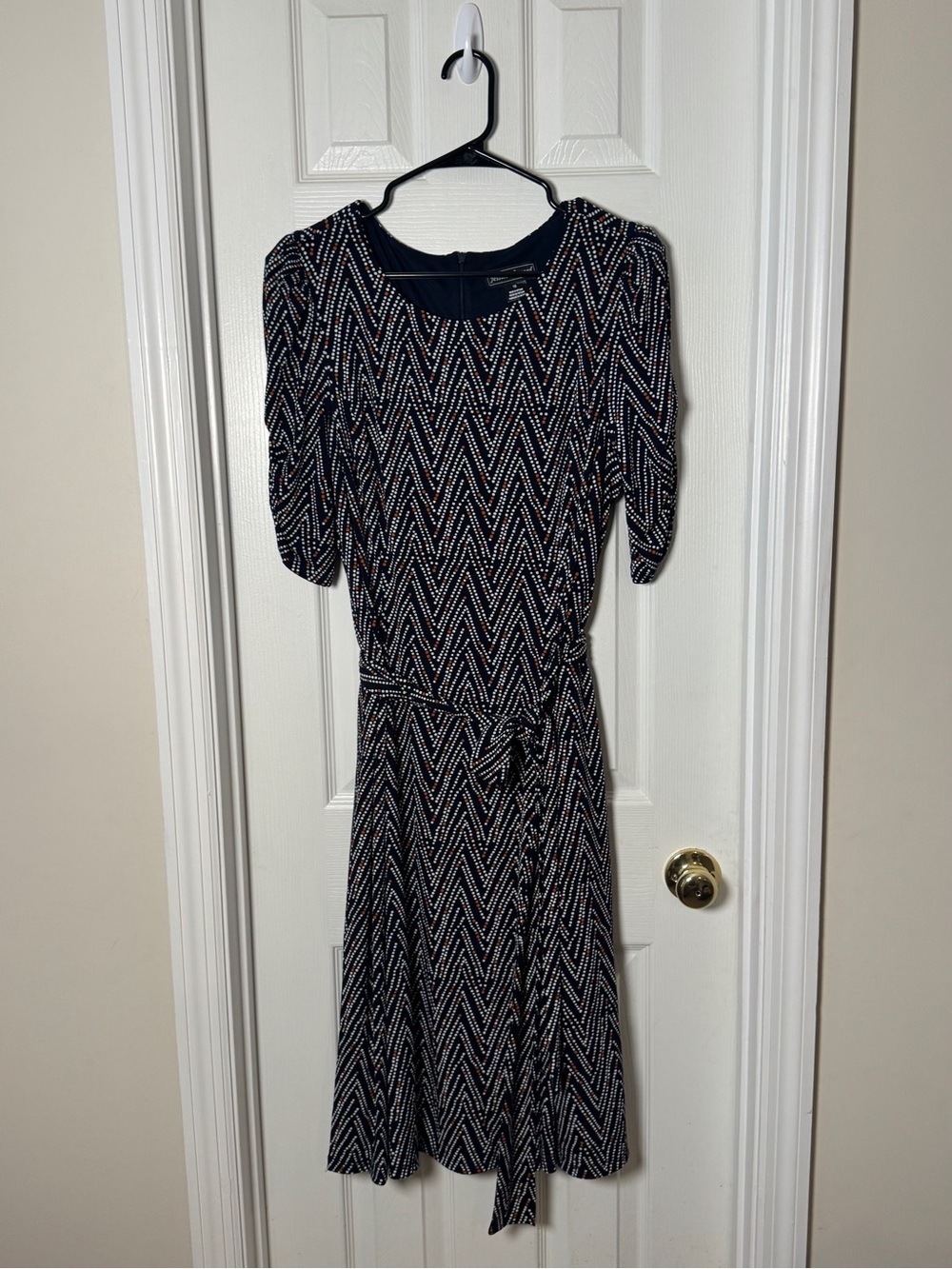 Jessica Howard Chevron Midi Dress Size 16 Black White Puff Sleeve Belted